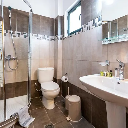 Summer Sun Apartment *