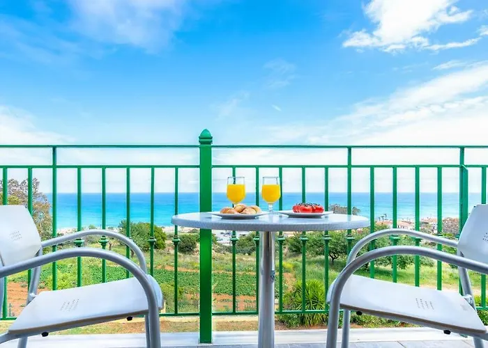 夏日阳光公寓 公寓 *